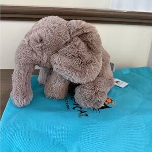 *NWT* Jellycat Smudge Elephant- medium